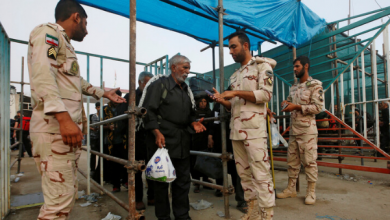 Photo of السلطات الإيرانية وقف إيفاد الزوار إلى العراق نظرا للأوضاع الأمنية