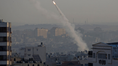 Photo of غزة نقلا عن وزارة الصحة الفلسطينية بارتفاع حصيلة القتلى جراء القصف الإسرائيلي